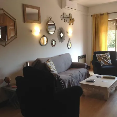 50 M2, 1 Yatak Odalı, 1 Banyolu , Bölgesinde Estoril
