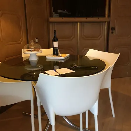 50 M2, 1 Yatak Odalı, 1 Banyolu , Bölgesinde *